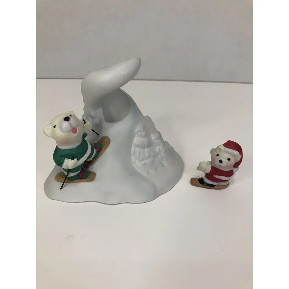 House‎ of Lloyd Christmas Around the World Ski Land Candle Holder with Taper